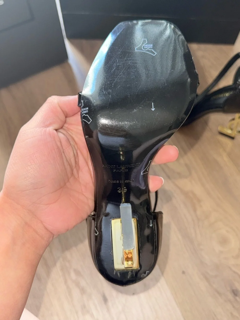 Saint Laurent Black Patent Leather Logo-Heel Sandals - Picture 5 of 5